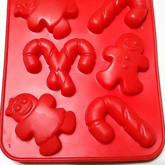 Chocolate Molds Christmas Themed By Trudeau 2 Pc Set - Picture 13 of 15